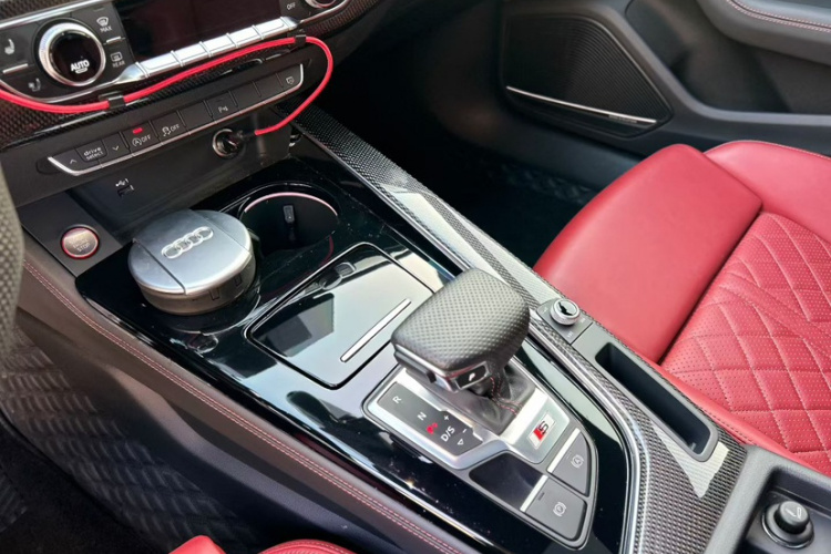 五菱汽车 奥迪S4 2024 汽车图片 #25