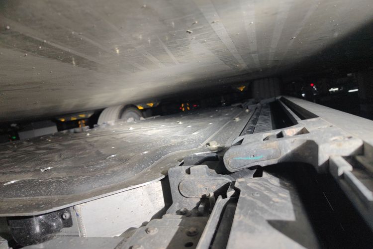 Zeekr 9X 2025 car image #25