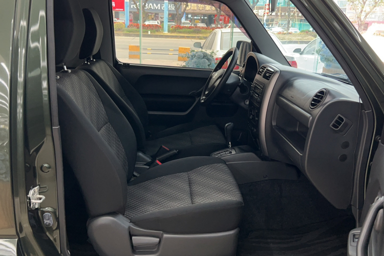 Suzuki Jimny (Imported) 2018 imagen de coche #25