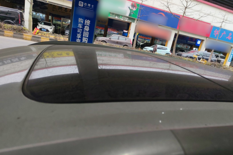 GEELY Boyue 2018 immagine di auto #25