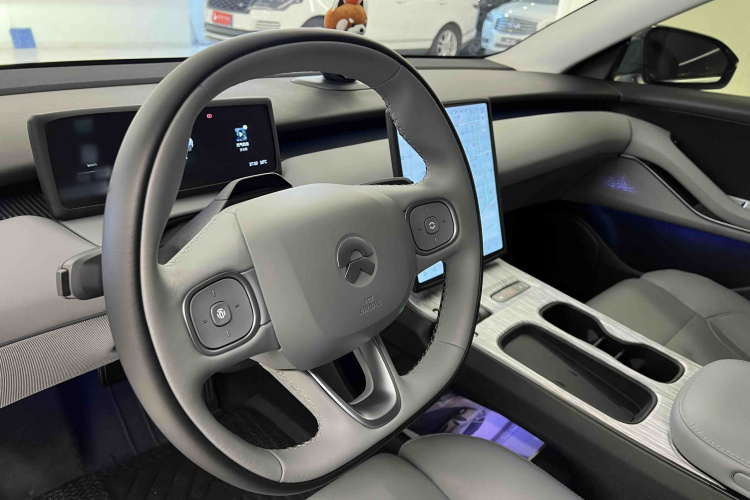 Exceed ET5 2023 car image #25