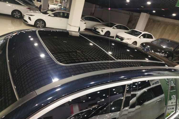 BMW iX3 2024 immagine di auto #25