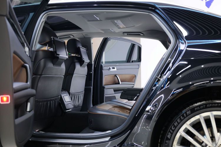 Volkswagen Pheaton 2017 immagine di auto #25