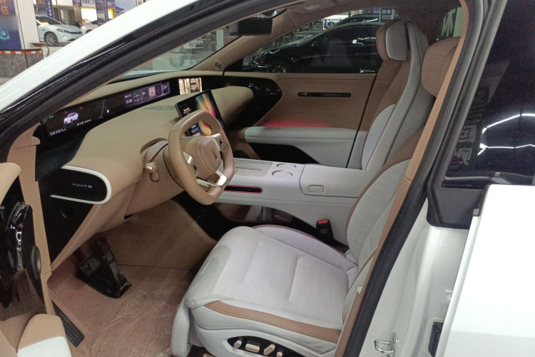 Avatr 07 2025 car image #25