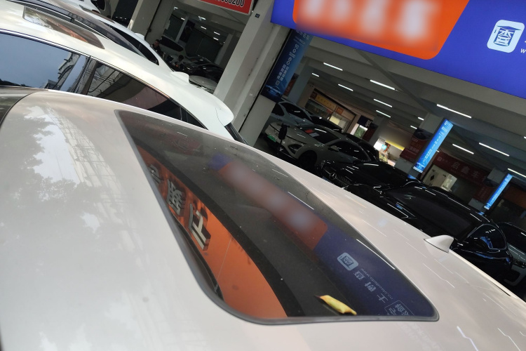 Toyota C-HR 2022 car image #25