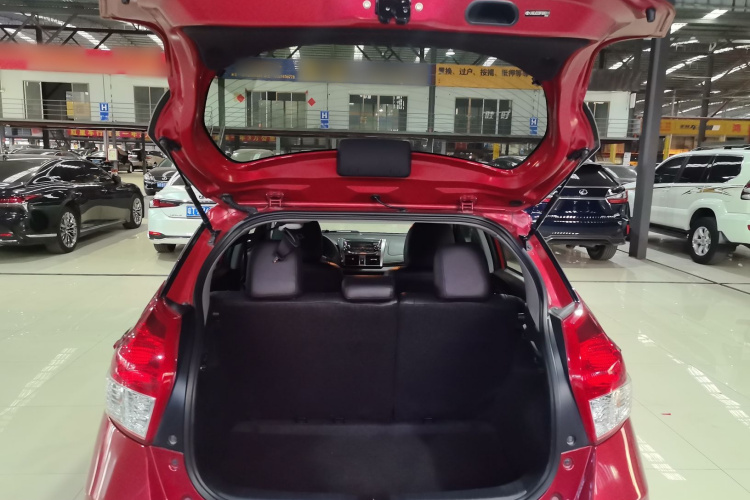 Toyota Yaris L Zhixuan 2015 imagem de carro #25