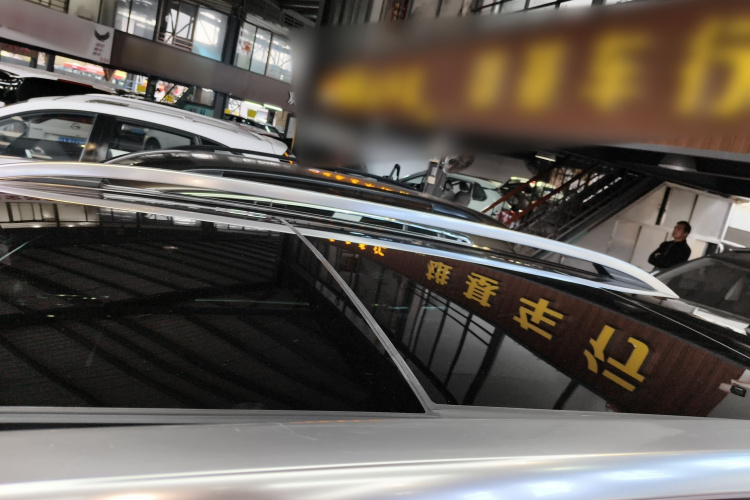 Volkswagen Tavendor 2023 car image #25