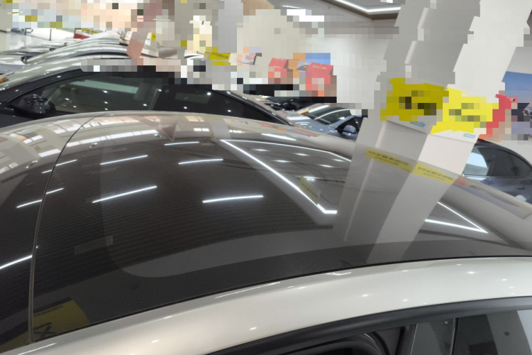 特斯拉 Model Y L 2025 汽车图片 #25