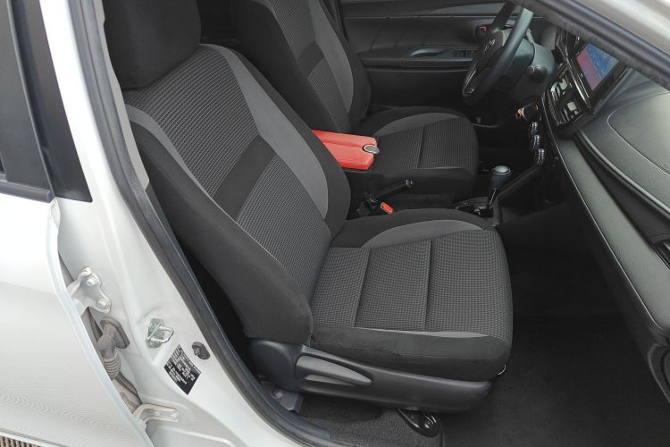 Toyota Vios FS 2022 immagine di auto #25