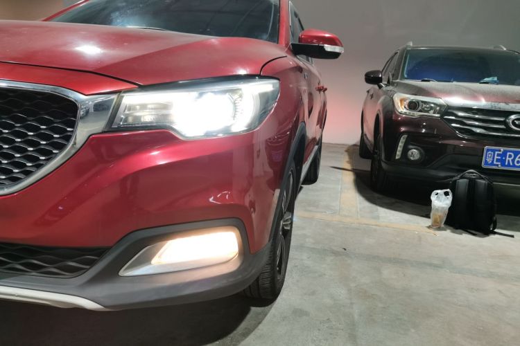 MG ZS 2017 car image #25