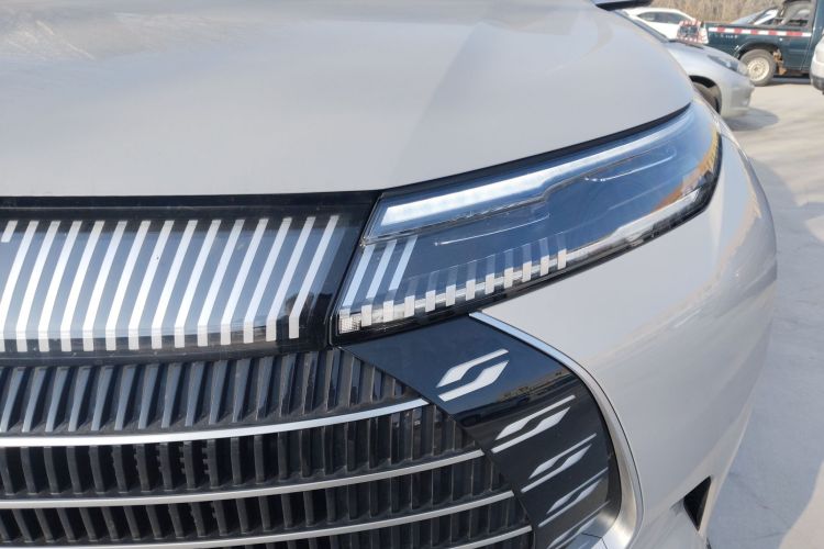 BYD Frigate 07 2024 #25 BYD Frigate 07 2024 car image #25