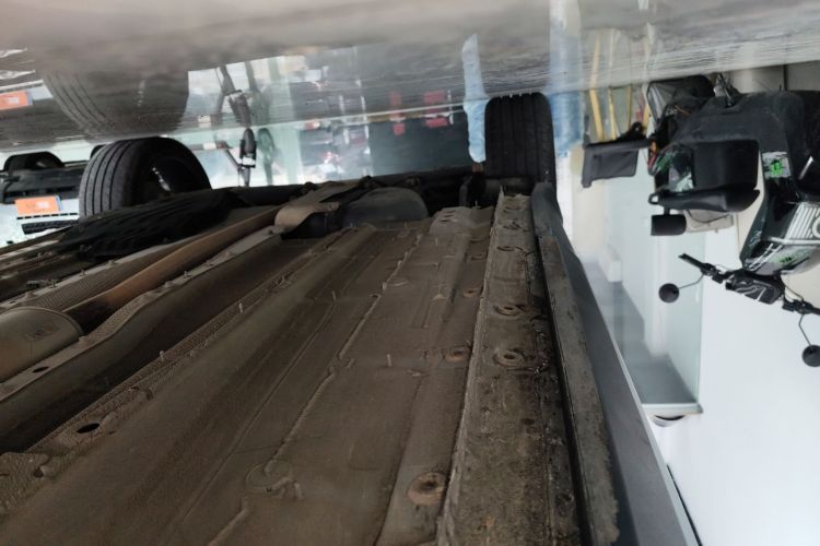 GEELY Boyue L 2024 car image #25