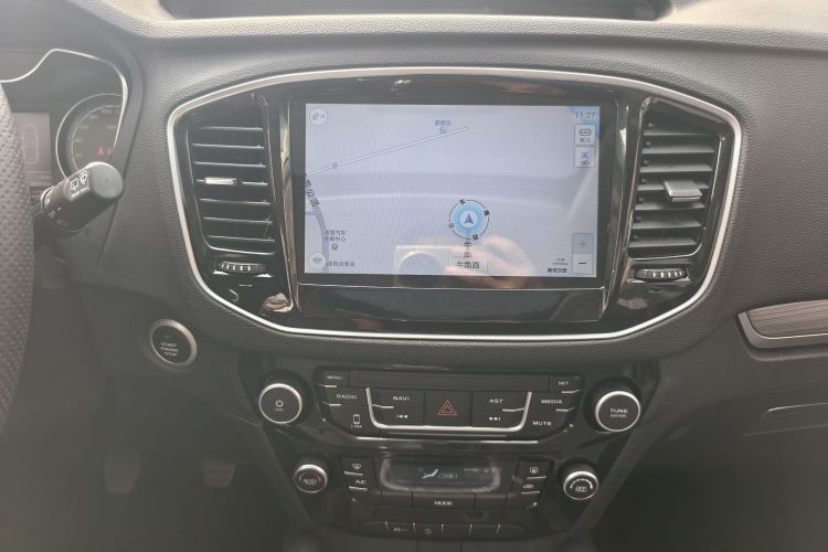 GEELY Vision X6 2018 car image #25