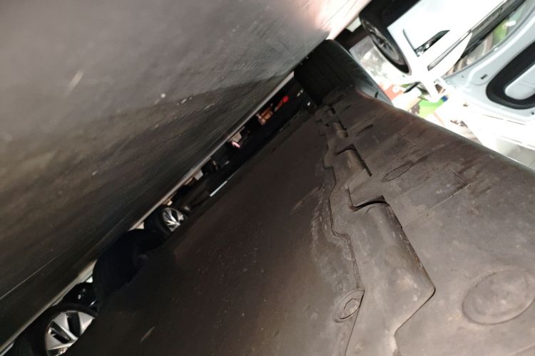 特斯拉 Model X 2023 汽车图片 #25