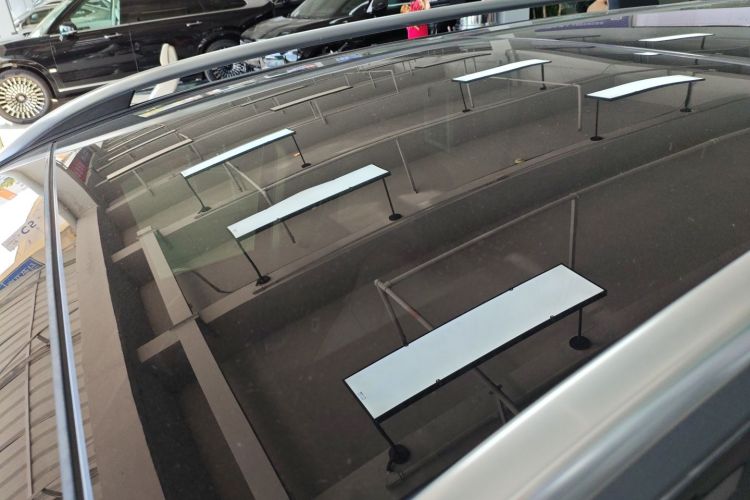 Mercedes-Benz GLB Class 2025 #25 Mercedes-Benz GLB Class 2025 immagine di auto #25