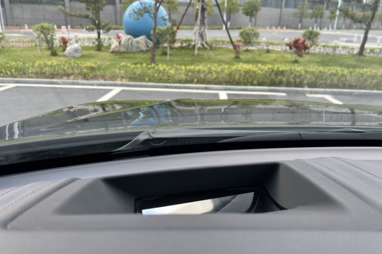 BMW X6 2018 car image #25