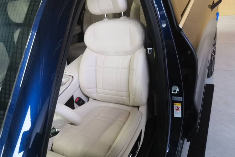 Deepal S09 2025 صورة سيارة #25