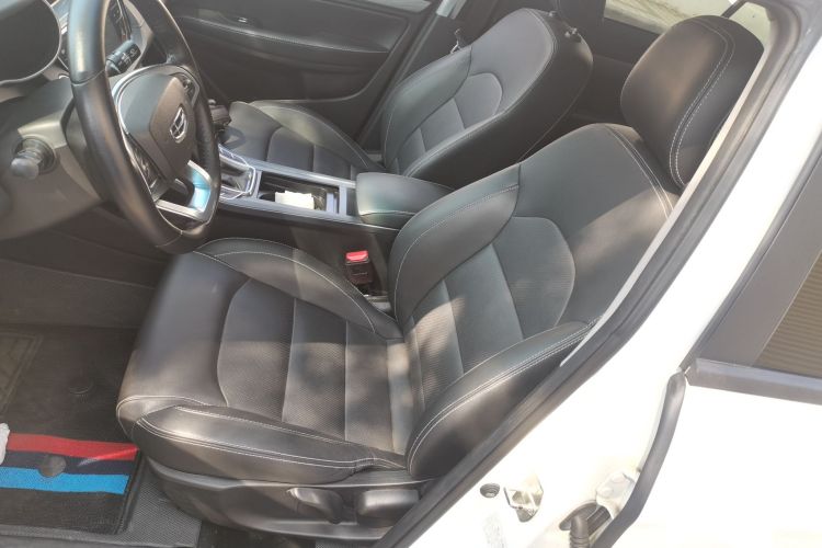 GEELY Emgrand 2020 car image #25