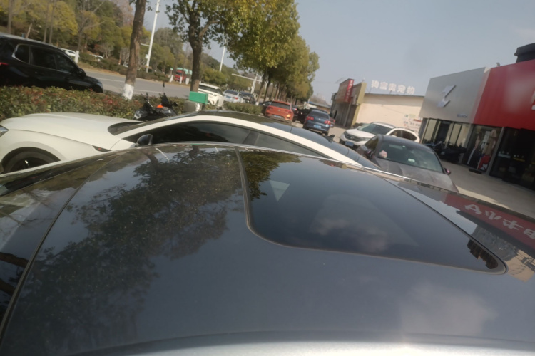 Roewe i5 2021 #25 Roewe i5 2021 car image #25