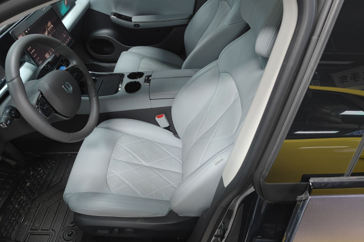 零跑汽车 零跑C01 2025 汽车图片 #25