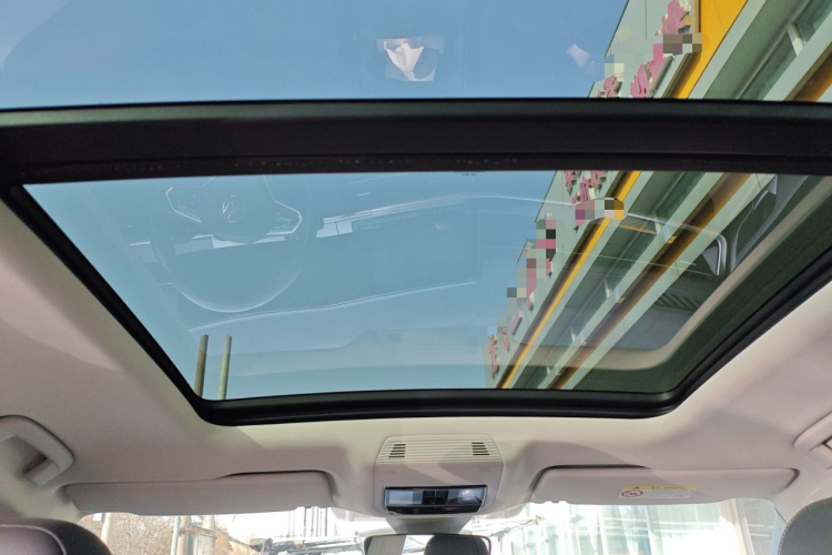 Volkswagen Tavendor 2023 immagine di auto #25