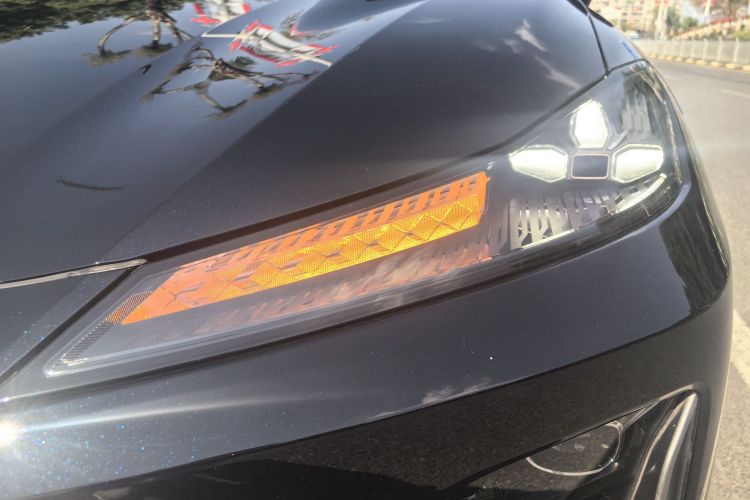 Deepal S07 2024 car image #25