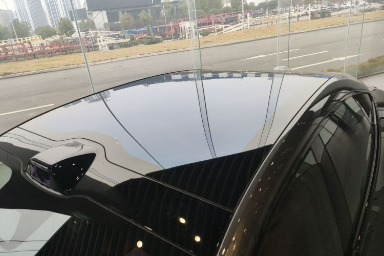 Avatr 06 2025 car image #25