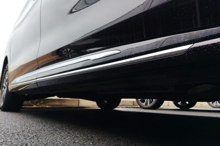 HongQi HQ9 PHEV 2024 car image #25