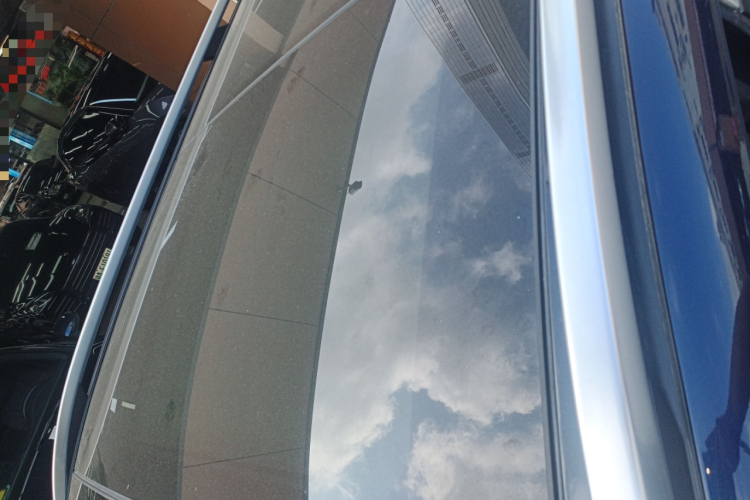 Mercedes-Benz GLE Class 2020 car image #25