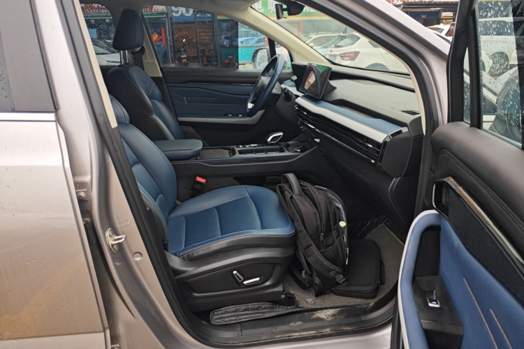 睿蓝汽车 睿蓝9 2023 汽车图片 #25