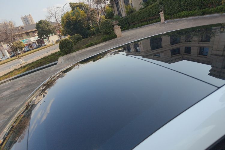 Avatr 11 2024 car image #25