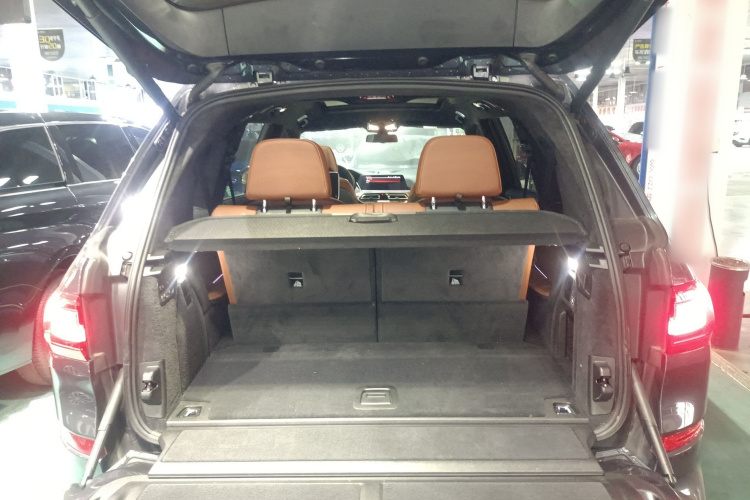 BMW X7 2020 صورة سيارة #25