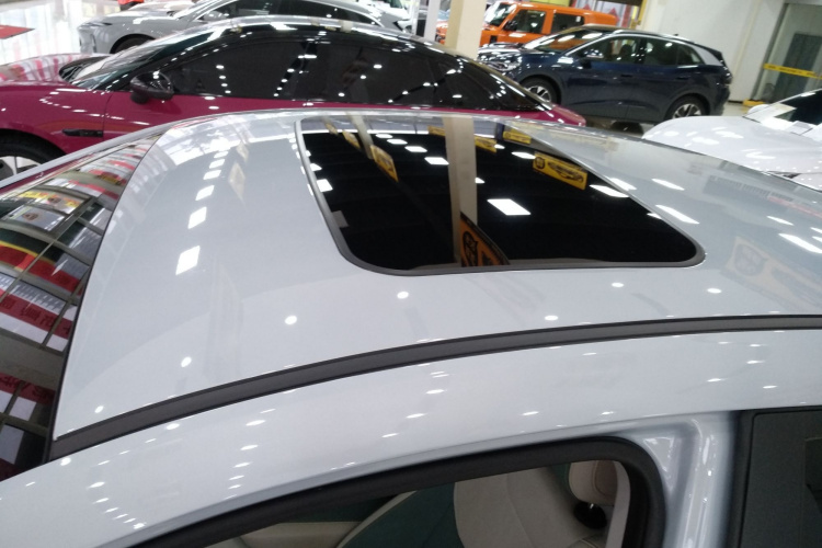 GEELY Emgrand L HiP 2023 صورة سيارة #25