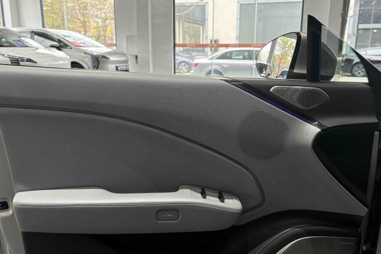 极氪 极氪007 2025 汽车图片 #25