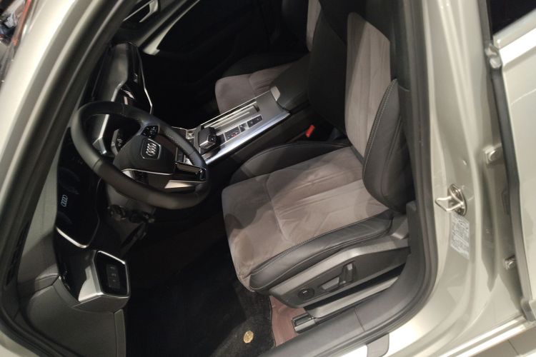 Audi A6L 2020 car image #25
