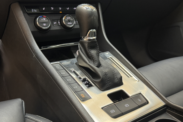 斯柯达 速派 2018 汽车图片 #25