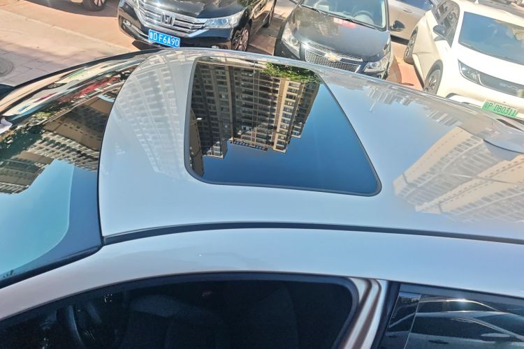 Toyota C-HR 2021 car image #25