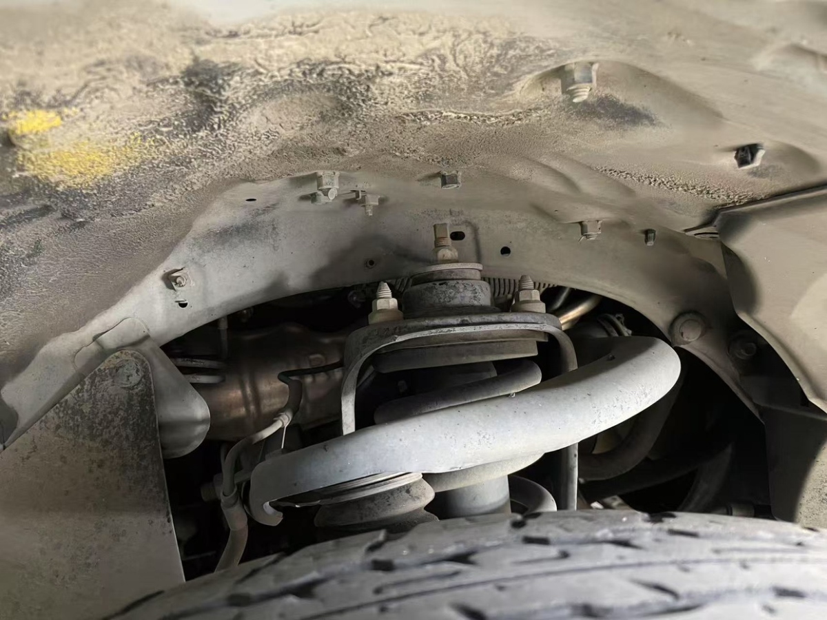 Toyota FJ Cruiser 2018 immagine di auto #25