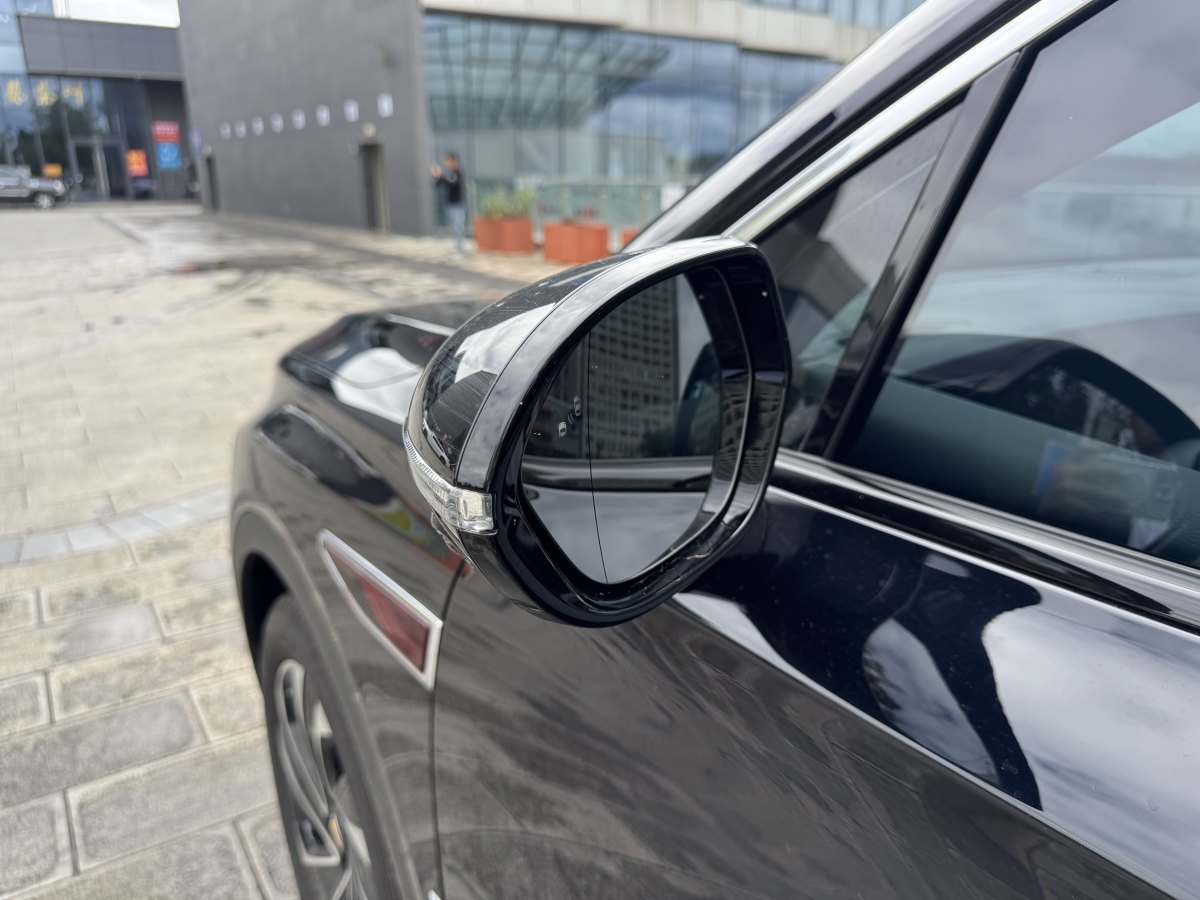 HongQi HS7 PHEV 2024 #25 HongQi HS7 PHEV 2024 car image #25