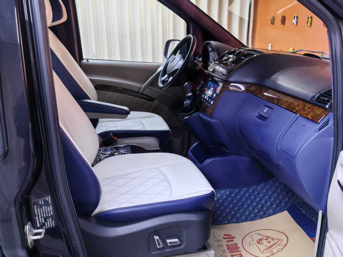 Mercedes-Benz Viano (Imported) 2012 immagine di auto #25