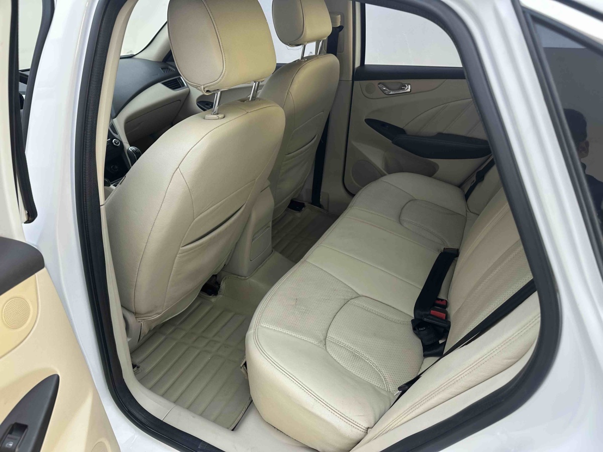 Chery Arrizo 7 2014 car image #25