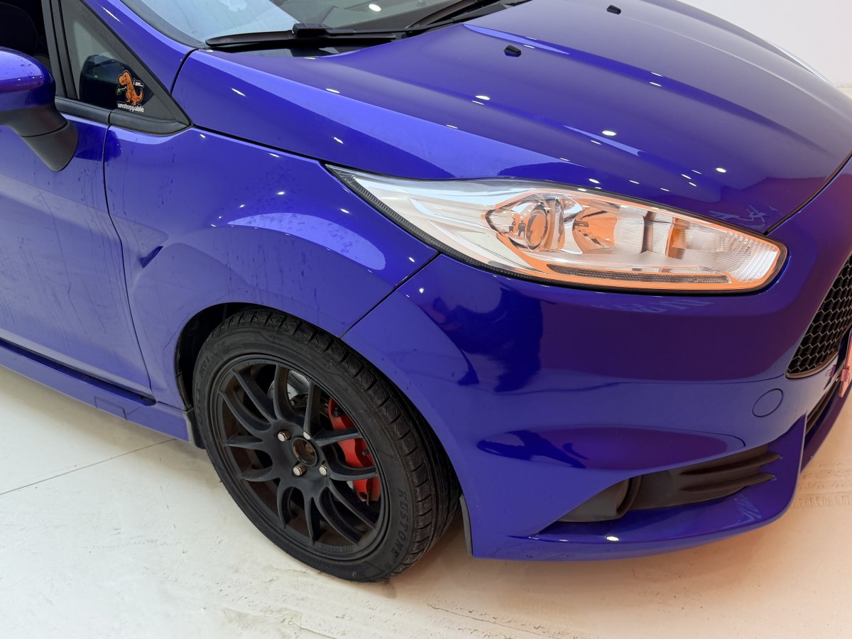 Ford Fiesta (Imported) 2013 #25 Ford Fiesta (Imported) 2013 car image #25