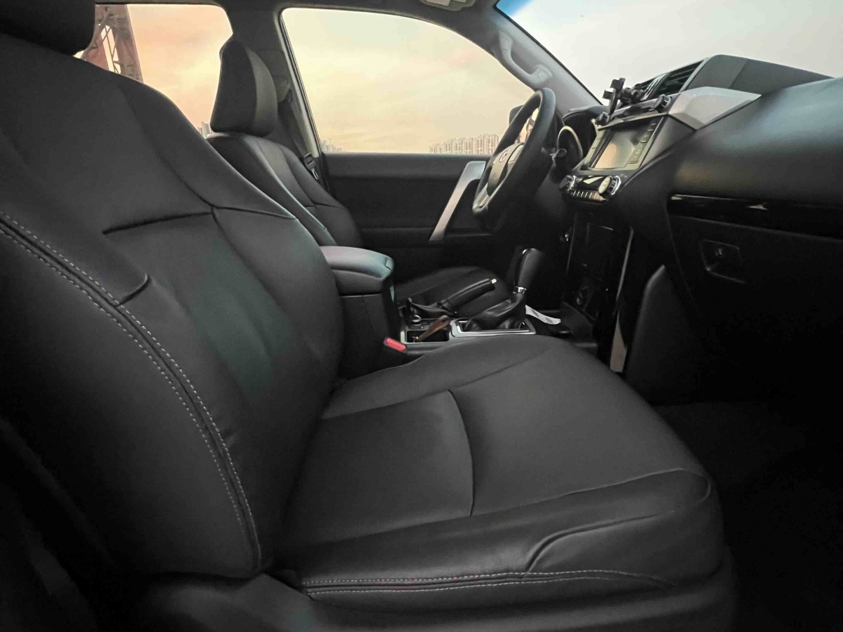 Toyota Prado (Imported) 2014 car image #25