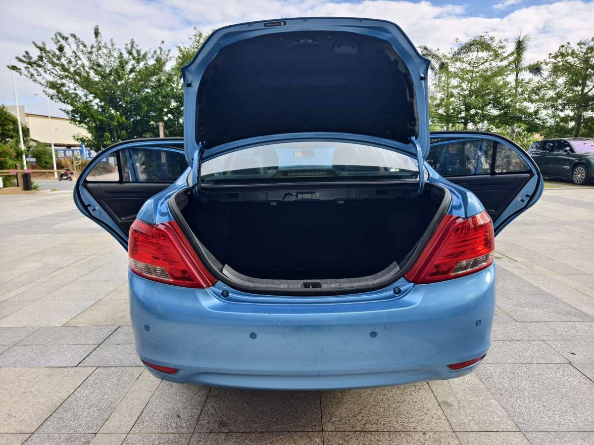 BYD e5 2021 car image #25