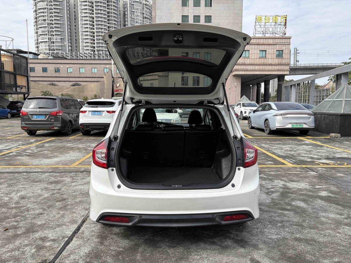 Honda Jade 2016 immagine di auto #25