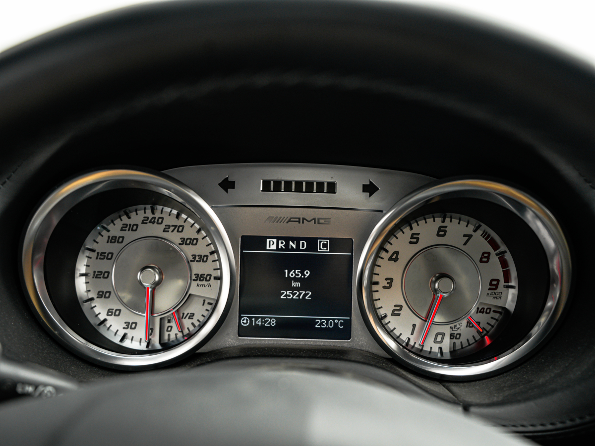 Mercedes-Benz SLS AMG 2013 صورة سيارة #25