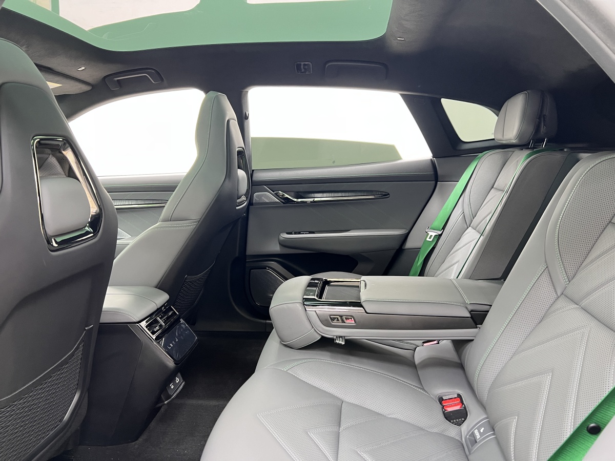 极氪 极氪001 FR 2023 汽车图片 #25