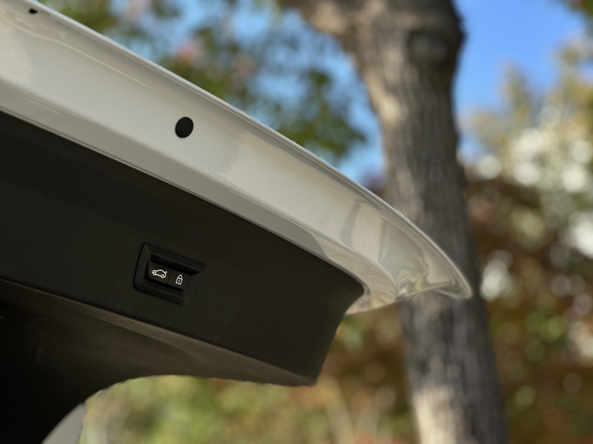 BMW X4 M 2018 immagine di auto #25