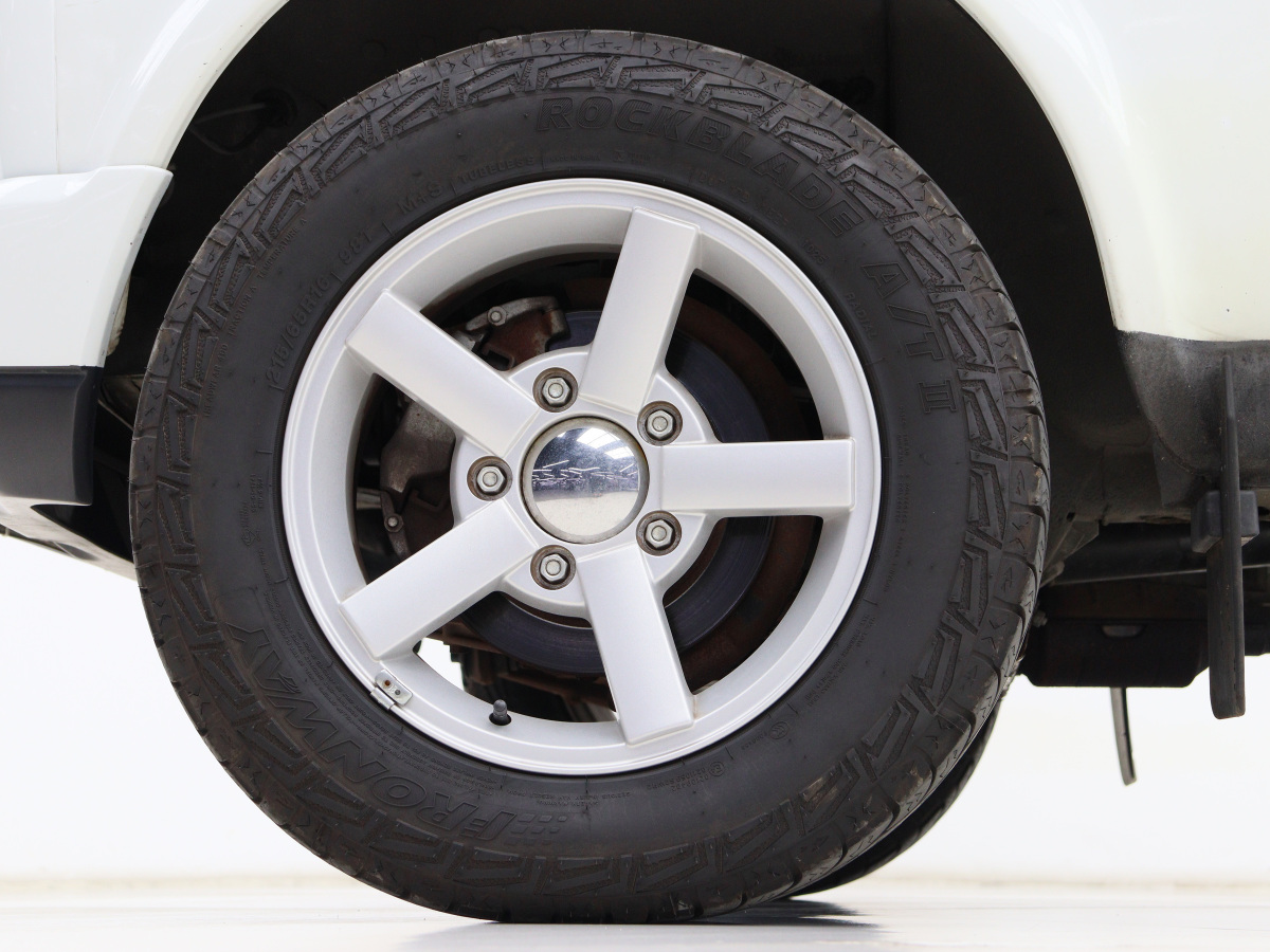 日产 纳瓦拉 2017 汽车图片 #25