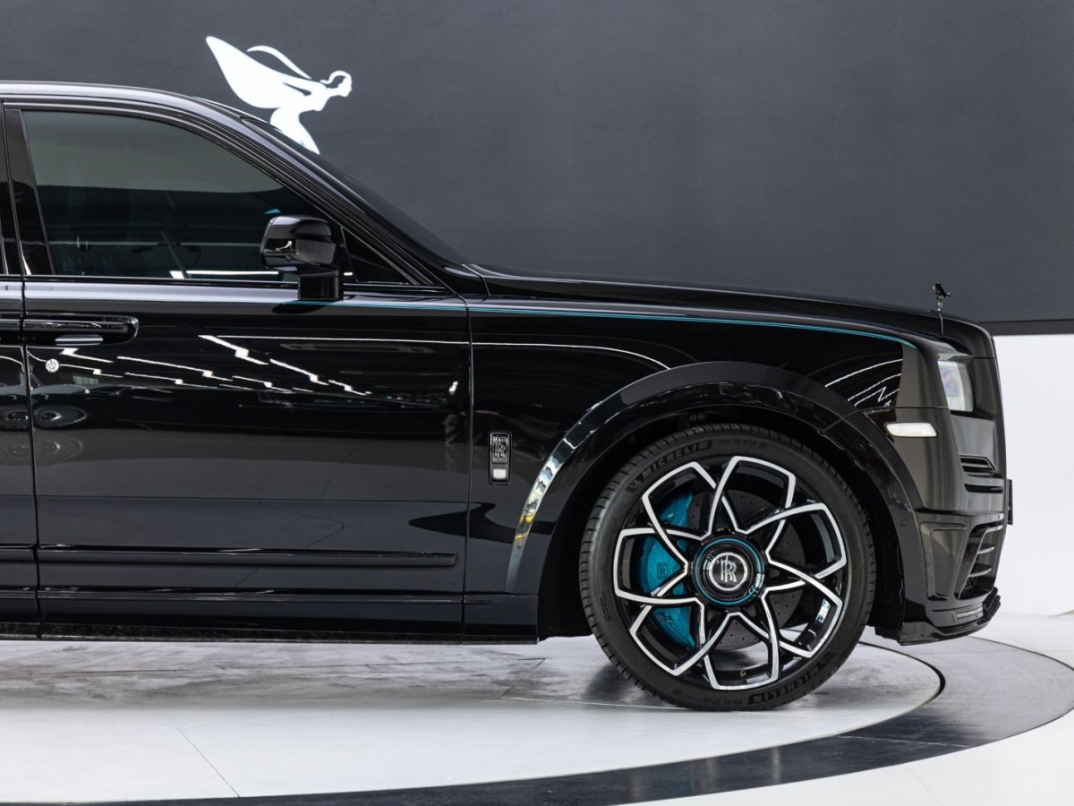 Rolls-Royce Cullinan 2021 car image #25